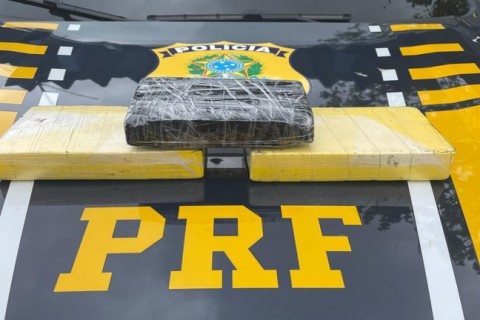 Jequié: PRF apreende 3 kg de cocaína em ônibus interestadual na BR-116 e prende passageira