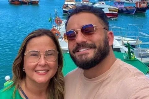 Homem mata a própria mãe enforcada após contrair dívidas em apostas