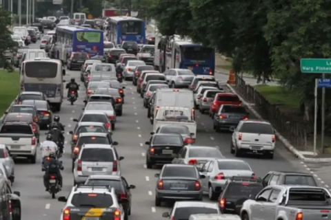 Senado aprova isenção de IPVA para carros com mais de 20 anos