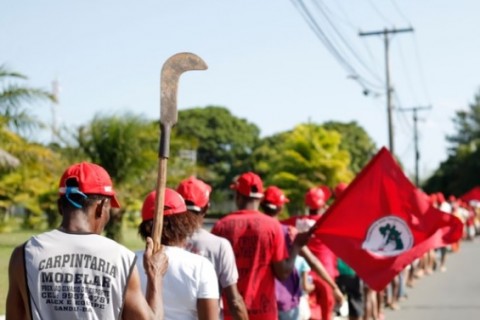 Abril Vermelho: MST promete realizar 50 ocupações até fim do mês