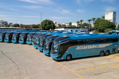 Viação Águia Branca abre mais de 400 vagas para motoristas e profissionais de outras áreas