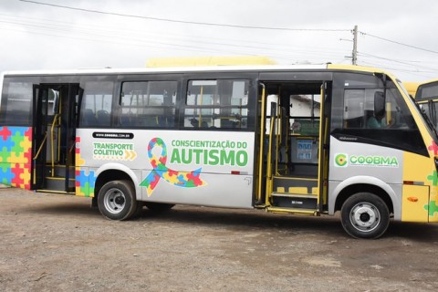 Ministério das Cidades conhece serviço de transporte coletivo para crianças com autismo