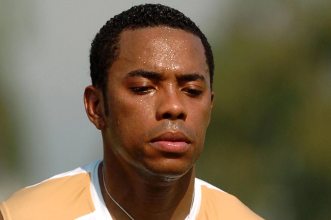 Robinho é preso em Santos após determinação do STJ