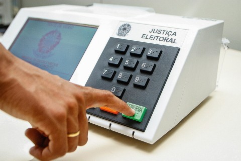 Briga interna pode repetir ausência de candidatura competitiva do PT em Salvador para 2024