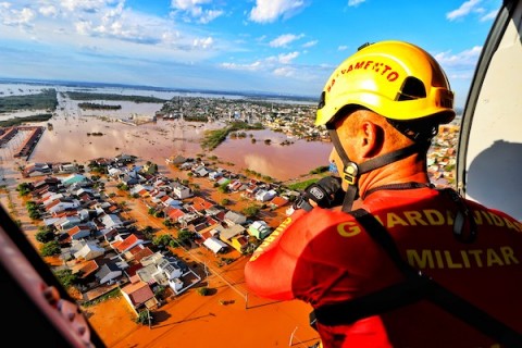 Sobe para 143 o número de mortos em tragédia no RS