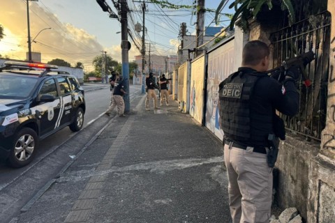 Polícia Civil deflagra operação contra torcidas organizadas em Salvador