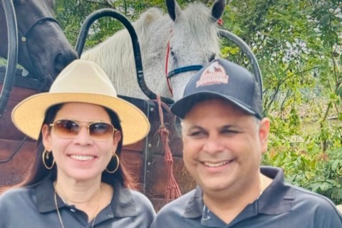 Prefeito de Jitaúna sofre acidente durante cavalgada e vai parar no hospital