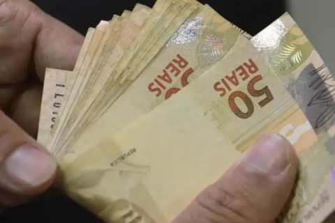 Pagamento do 13º deve injetar R$ 369,4 bi na economia, diz Dieese