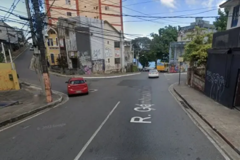 Corpo é encontrado dentro de saco plástico no Centro de Salvador