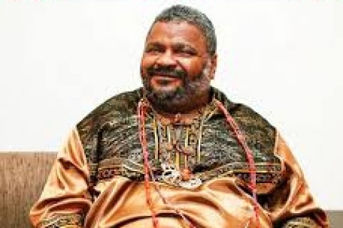 Morre Arlindo Cruz, um dos maiores sambistas brasileiros, aos 66 anos