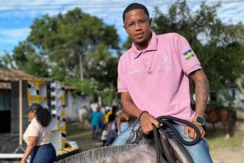 Jovem de 22 anos é morto a tiros durante cavalgada no interior da Bahia
