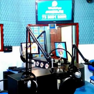 Estúdio da Apuarema FM