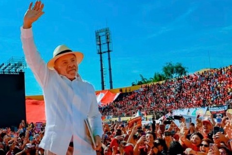 Lula vira disputa contra Flávio Bolsonaro e conquista quarto mandato como presidente do Brasil
